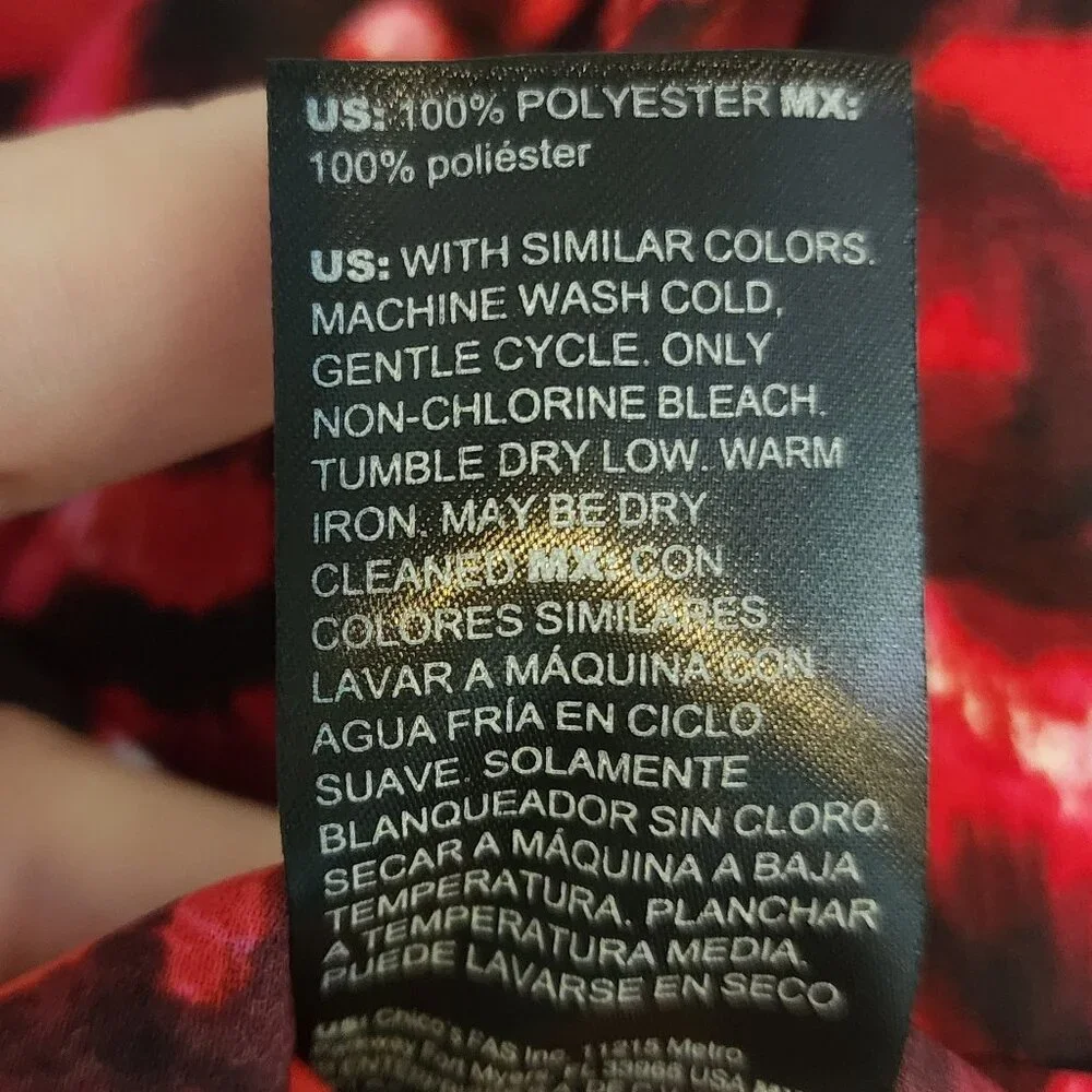 WHBM Rose-print Pleated V-neck Shell, Size XS, NWT - Picture 7 of 7